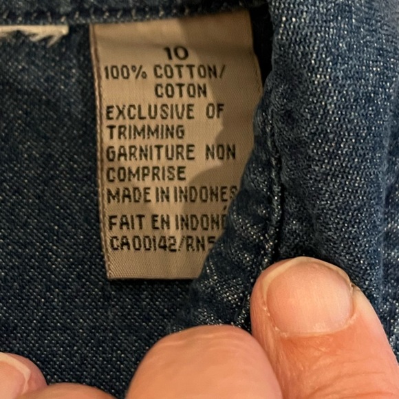 💙 Vintage-Inspired Embroidered Denim Shirt – Size 10 - Picture 2 of 10